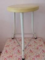 Vintage Brabantia kruk, striijktafelkruk, pastel geel, Ophalen