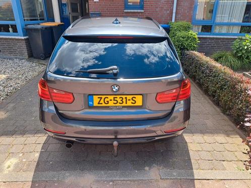 BMW 3-Serie 2.0 316D Touring 2015 Grijs, Auto's, BMW, 3-Serie, Diesel, C, Stationwagon, Handgeschakeld, Geïmporteerd, Zilver of Grijs