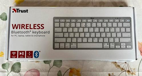 Trust 21564, Computers en Software, Toetsenborden, Zo goed als nieuw, Qwerty, Ophalen of Verzenden