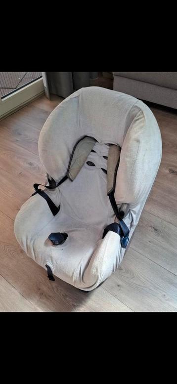 Verstelbaar maxi cosi kinderstoeltje met hoes. beschikbaar voor biedingen