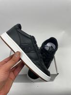 Saucony Jazz Court – Black/Black Maat 38.5 – Nieuw in doos, Zwart, Nieuw, Ophalen of Verzenden, Saucony