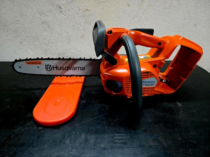 Husqvarna T535i XP accu kettingzaag Tophandle | 2021 | Izgst, Tuin en Terras, Hand-tuingereedschap, Zo goed als nieuw, Overige soorten