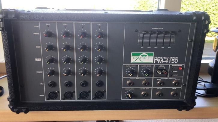 Pacific PM-4150 Powered Mixer, Muziek en Instrumenten, Mengpanelen, Microfooningang, Ophalen of Verzenden