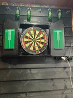 Dartkast + Dartbord, Sport en Fitness, Darts, Ophalen, Gebruikt, Dartbord
