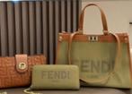 Fendi tassen en portemonnee groen bruin, 40 tot 60 cm, 20 tot 30 cm, Minder dan 35 cm, Ophalen of Verzenden