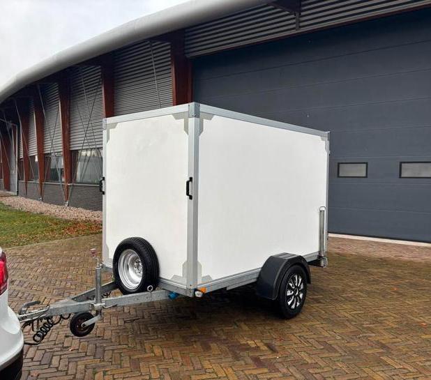 Twins Trailers gesloten aanhangwagen (lxbxh) 257x132x150cm, Auto diversen, Aanhangers en Bagagewagens, Zo goed als nieuw, Ophalen of Verzenden