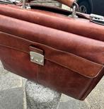 Klassieke laptop akte tas zwaar rund leder merk tas, Sieraden, Tassen en Uiterlijk, Koffers, Gebruikt, Slot, Ophalen of Verzenden