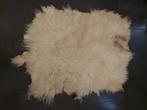 2) Prachtige robuuste/landelijke/volle schapenvacht te koop, Huis en Inrichting, Woonaccessoires | Plaids en Woondekens, Ophalen of Verzenden