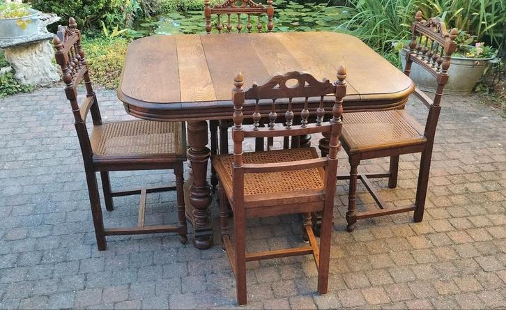 Antieke Eiken Tafel met 6 Stoelen, Antiek en Kunst, Antiek | Meubels | Tafels, Ophalen