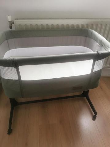 Co-sleeper Novi  beschikbaar voor biedingen