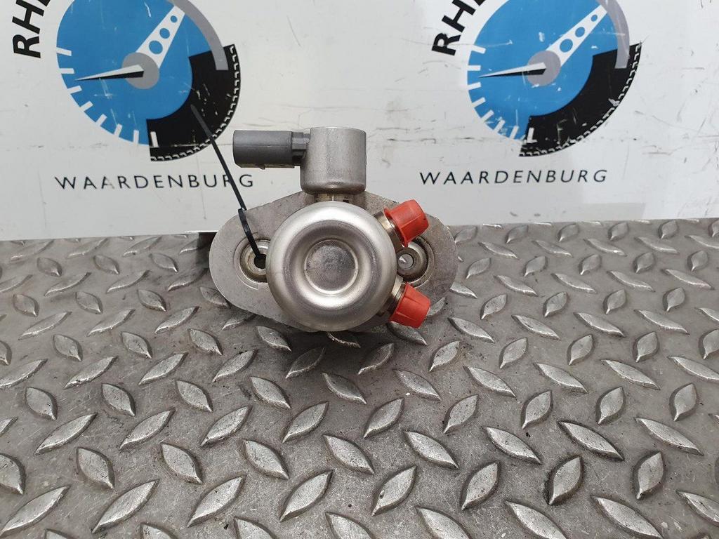 BMW 3 SERIES BRANDSTOF POMP VOOR DE INJECTOR 2014, Ophalen of Verzenden, Gebruikt, Stiba lid