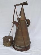 Grote Arabische antieke messing waterkan met houder en stoof, Ophalen, Koper