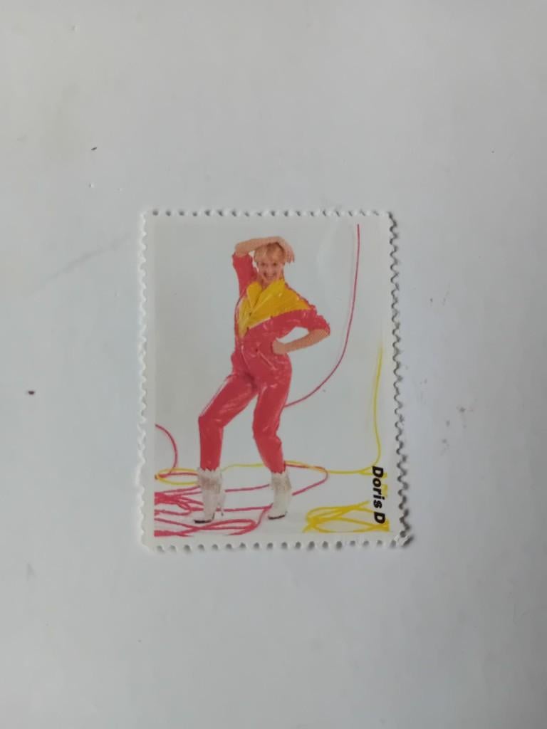 Doris D sluitzegel 4x3cm, Verzamelen, Ophalen of Verzenden, Zo goed als nieuw, Foto of Kaart