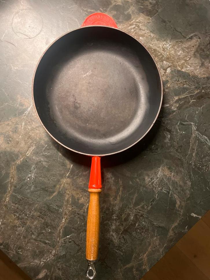 Le Creuset Braadpan met Houten Steel, Huis en Inrichting, Keuken | Potten en Pannen, Gebruikt, Koekenpan of Braadpan, Gietijzer