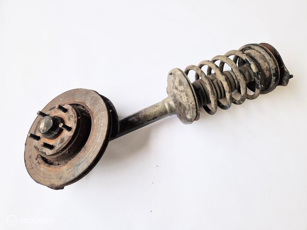 Veerpoot linksvoor Volvo 740 760 -1984 1330909, Auto-onderdelen, Ophanging en Onderstel, Gebruikt, Ophalen of Verzenden, Volvo