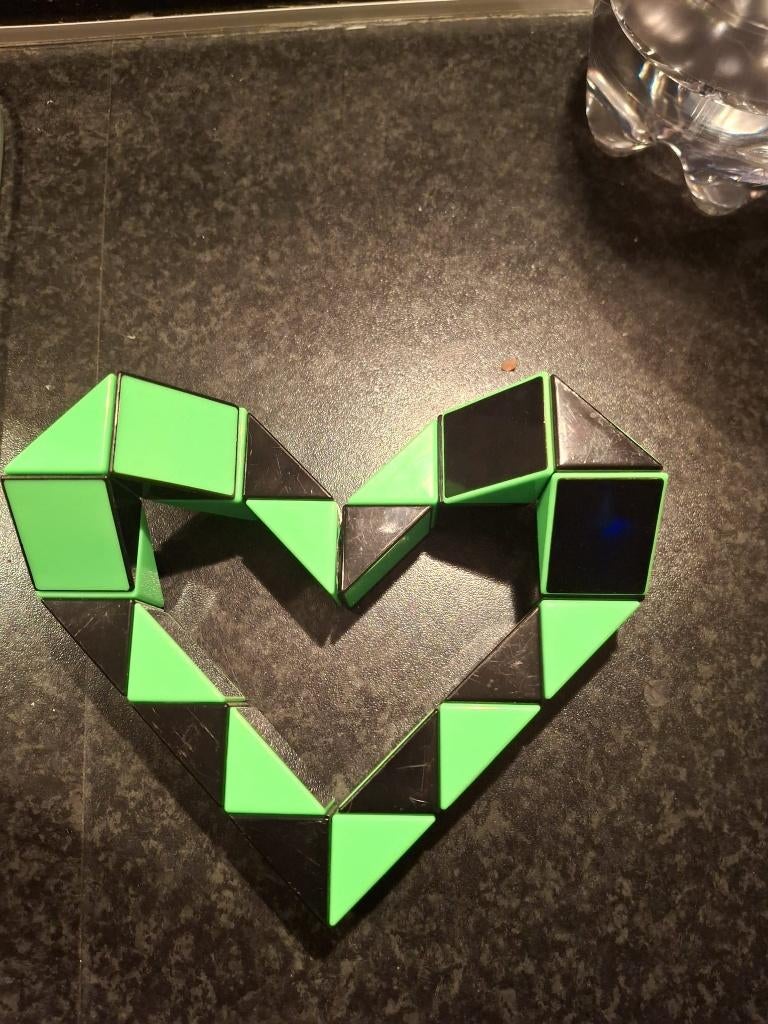 puzzel slang met 24 segmenten groen magic game, Ophalen, Zo goed als nieuw, Puzzelen