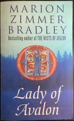 Marion Zimmer Bradley - Lady of Avalon, Boeken, Ophalen of Verzenden, Gelezen