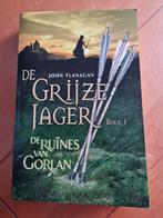 De Grijze Jager boek 1 Ruines van Gorlan - v.a. 10 jaar, Fictie, John Flanagan, Ophalen of Verzenden, Zo goed als nieuw