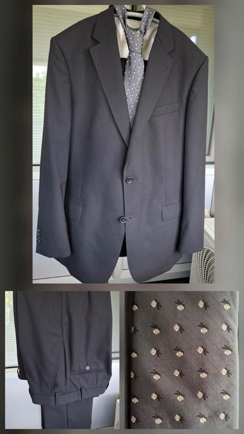 Herenkostuum met stropdas - maat 52 - Reda, Kleding | Heren, Kostuums en Colberts, Zo goed als nieuw, Maat 52/54 (L), Zwart, Ophalen of Verzenden