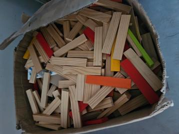Enorme doos Kapla, blank en kleuren beschikbaar voor biedingen