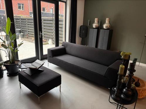 Design on Stock Bloq donker grijs ploegwol invl poef, Huis en Inrichting, Banken | Complete zithoeken, Zo goed als nieuw, Stof