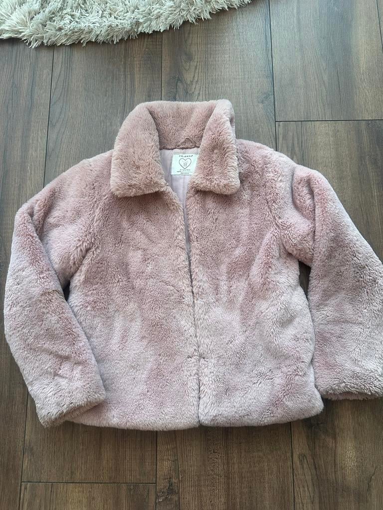 Mooie fluffy jas - maat 146, Ophalen of Verzenden, Zo goed als nieuw