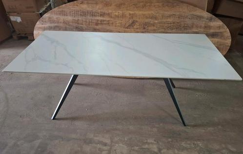 Keramische eettafel geschikt voor binnen & buiten, Huis en Inrichting, Tafels | Eettafels, Nieuw, 50 tot 100 cm, 200 cm of meer