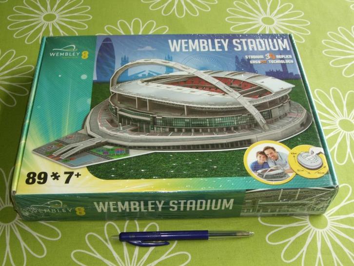 Nieuw in seal: Wembley Stadium 3D bouwpakket, Kinderen en Baby's, Speelgoed | Overig, Nieuw, Jongen of Meisje, Ophalen of Verzenden