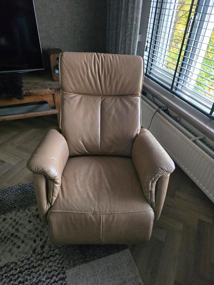 Lederen Elektrische Relaxstoel, Huis en Inrichting, Fauteuils, Gebruikt, Leer, Metaal, 75 tot 100 cm, 75 tot 100 cm, Ophalen