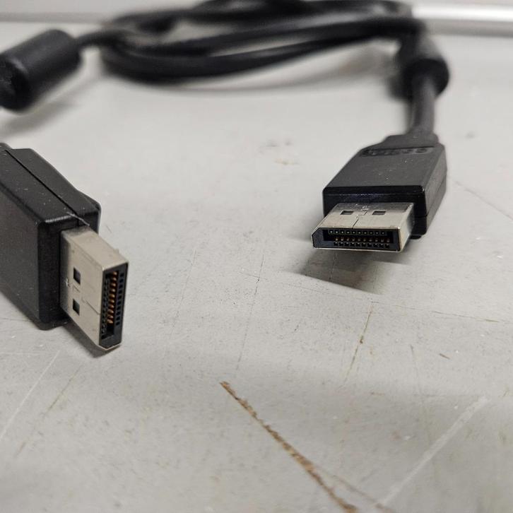 10x DisplayPort Kabel Zwart 1.7m displaykabel, Computers en Software, Pc- en Netwerkkabels, Ophalen of Verzenden