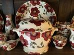 Emma Bridgewater - CHRISTMAS ROSE 🥀 40 delig servies - ZGAN, Huis en Inrichting, Ophalen, Zo goed als nieuw, Overige stijlen