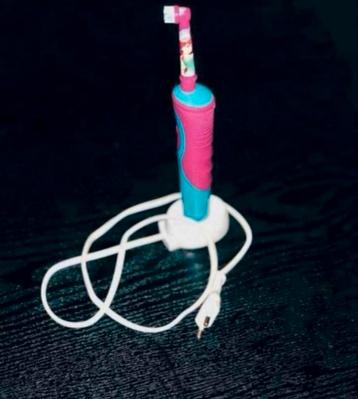 Elektrische TandenBorstel. Disney princess. Zgan. beschikbaar voor biedingen