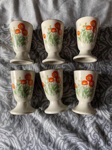 6 retro vintage bekertjes alleen in 1 koop beschikbaar voor biedingen