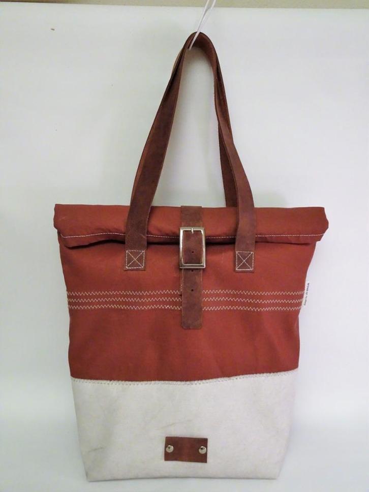 Sail brown, oproltas van zeildoek, Sieraden, Tassen en Uiterlijk, Tassen | Damestassen, Nieuw, Bruin, Ophalen of Verzenden
