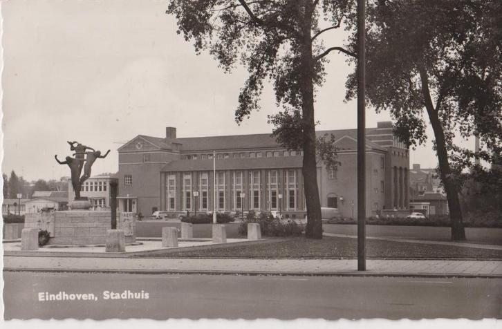 Eindhoven stadhuis, Verzamelen, Ansichtkaarten | Nederland, Ongelopen, Noord-Brabant, 1960 tot 1980, Ophalen of Verzenden