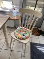 Keuken tafel met 4 witte stoelen, Huis en Inrichting, Stoelen, Gebruikt, Wit, Ophalen of Verzenden, Vier