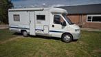 Leuke Chausson camper met Frans bed, Caravans en Kamperen, Campers, Standaard zit, Ringverwarming, Chausson, Particulier