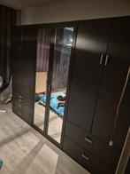 Kledingkast - 2 jaar oud -Voor een klein prijsje! L 2.70B220, Huis en Inrichting, Overige materialen, Gebruikt, 200 cm of meer