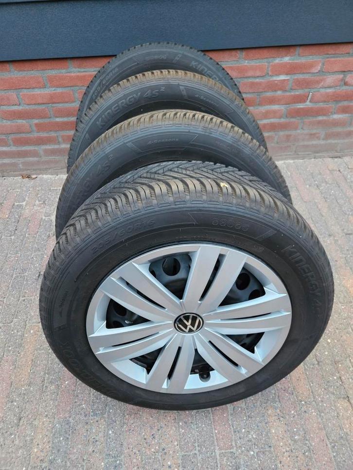 Complete set banden en velgen VW Caddy 205/60R16, Auto-onderdelen, Banden en Velgen, Banden en Velgen, All Season, 16 inch, 205 mm