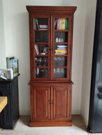 Smalle vitrinekast Eichholtz, Huis en Inrichting, Kasten | Vitrinekasten, Ophalen, Met deur(en), 200 cm of meer, Klassiek