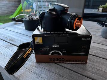 Nikon D5300 camera (ZGAN!) Slechts 686 clicks!