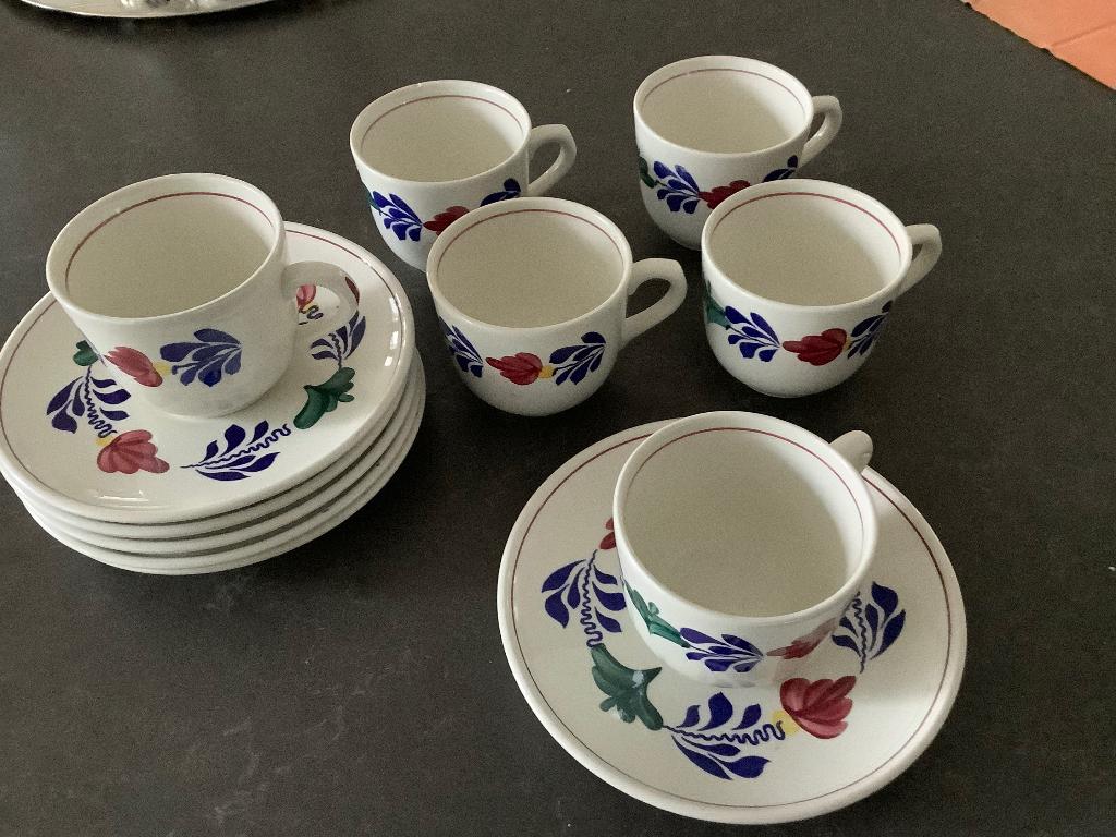 Boerenbont thee/ koffiekopjes, Ophalen of Verzenden, Zo goed als nieuw, Kop(pen) en/of Schotel(s), Aardewerk