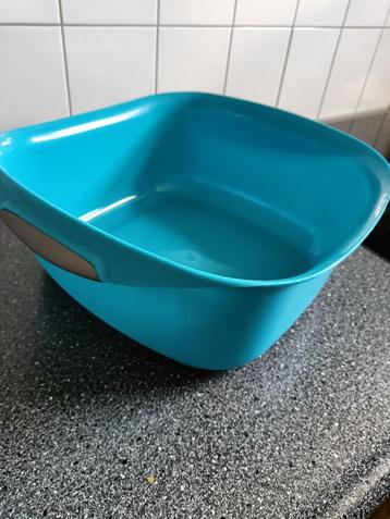 Curver wasbakje / schoonmaakbakje beschikbaar voor biedingen