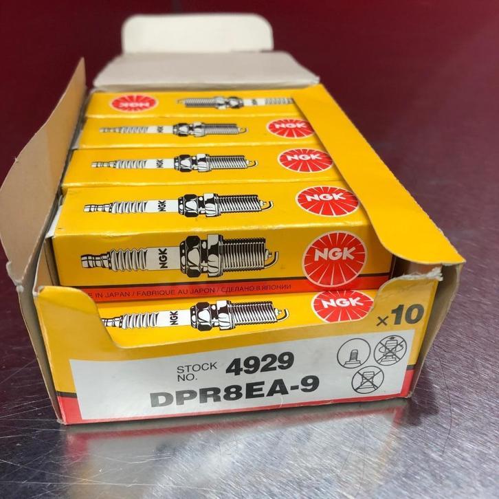 NGK BOUGIE / 4929 DPR8EA-9 NIEUW 10 stuks, Motoren, Accessoires | Overige, Nieuw, Ophalen of Verzenden