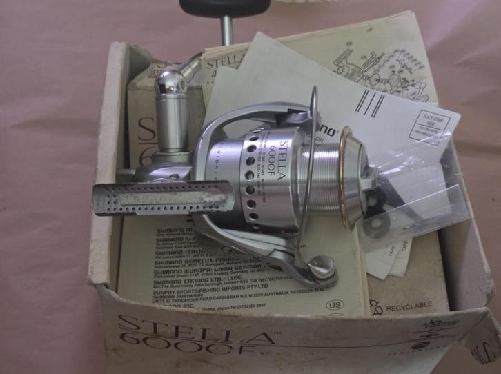 Shimano Stella 6000F vaste spoel zoutwater spinmolen, Watersport en Boten, Hengelsport | Algemeen, Zo goed als nieuw, Molen, Ophalen of Verzenden