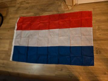 Nederlandse vlag 90x150cm beschikbaar voor biedingen