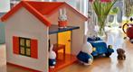 Nijntje speelhuis huis met familie en interieur en auto, Kinderen en Baby's, Ophalen of Verzenden, Gebruikt, Poppenhuis