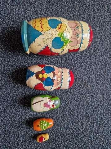 Matroesjka poppen set beschikbaar voor biedingen