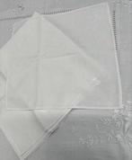 XL Tafelkleed + 8 servetten Kant Ovaal Floweral geborduurd, Nieuw, Ophalen of Verzenden, H, H