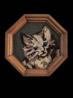 Vintage geborduurde kat lijstje, Ophalen of Verzenden, Zo goed als nieuw